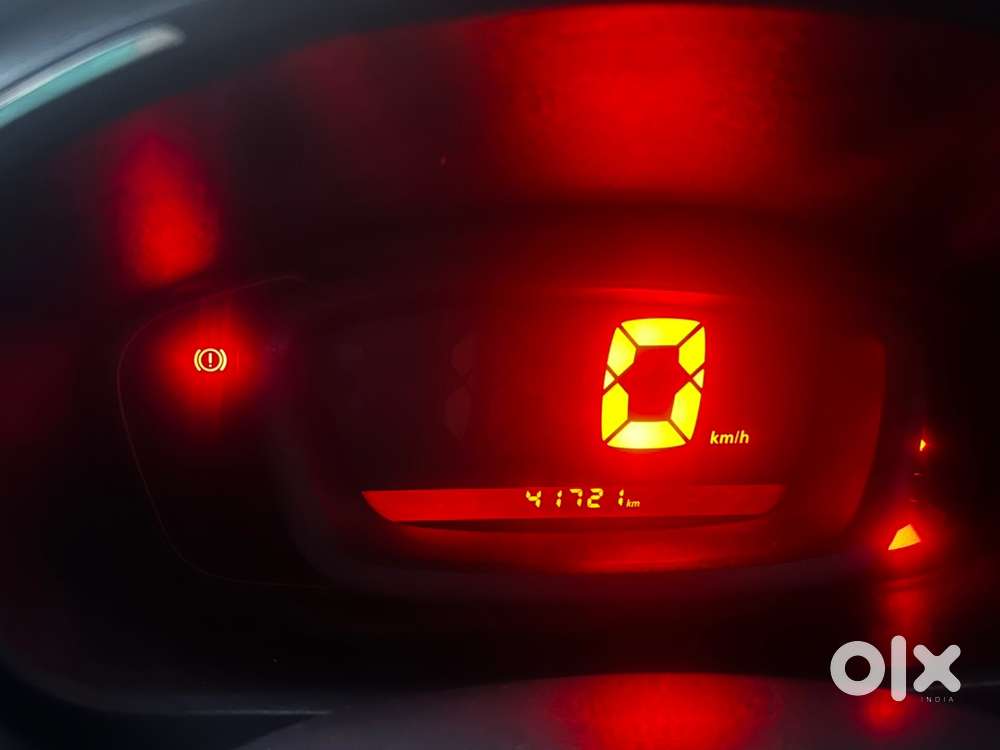 Renault Kwid Petrol Manual 2016