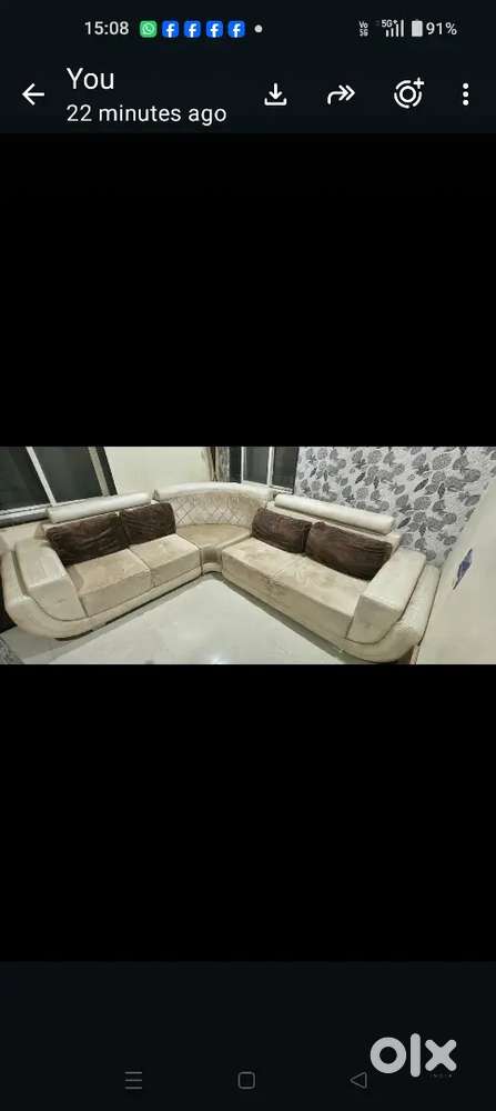 L-shaped6 seater big sofa set with 4 pillows, exellent condition.