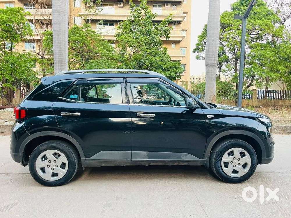 Hyundai Venue S 1.2 Petrol, 2023, Petrol