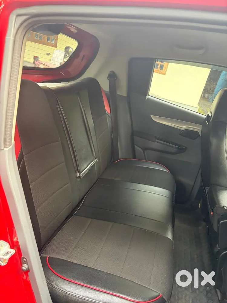 Mahindra Kuv100 Nxt 2017 Petrol 53000 Km Driven
