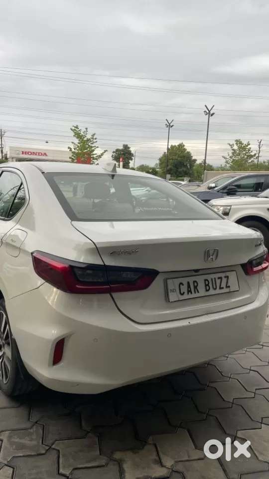 Honda City Zx Petrol Mt, 2022, Petrol