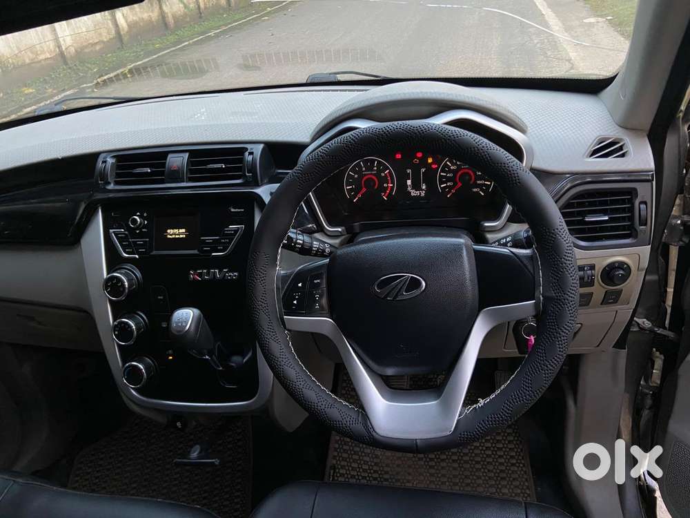 Mahindra Kuv 100 Mfalcon D75 K8 Dual Tone, 2016, Petrol