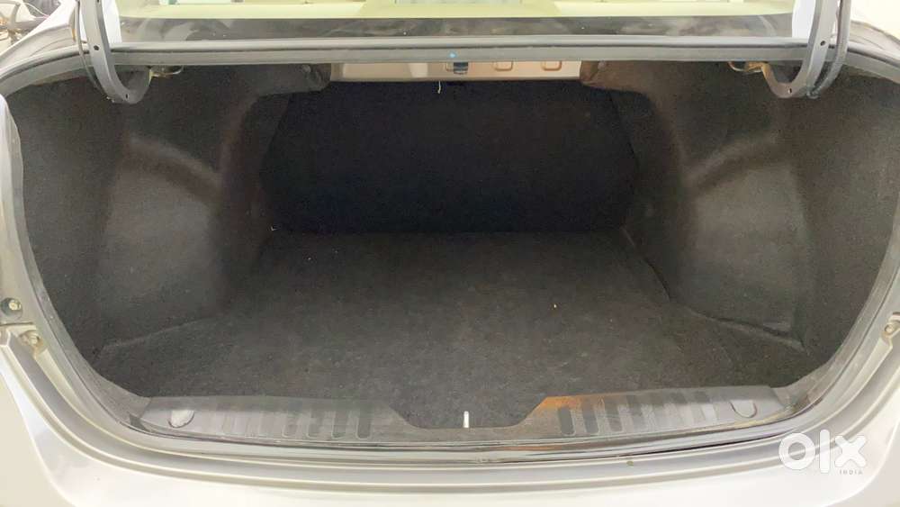 Maruti Suzuki Ciaz 2014-2017 At Zxi Plus, 2016, Petrol