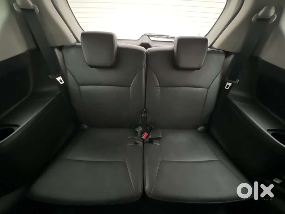 Maruti Suzuki Xl6 1.5 Alpha At, 2022, Petrol