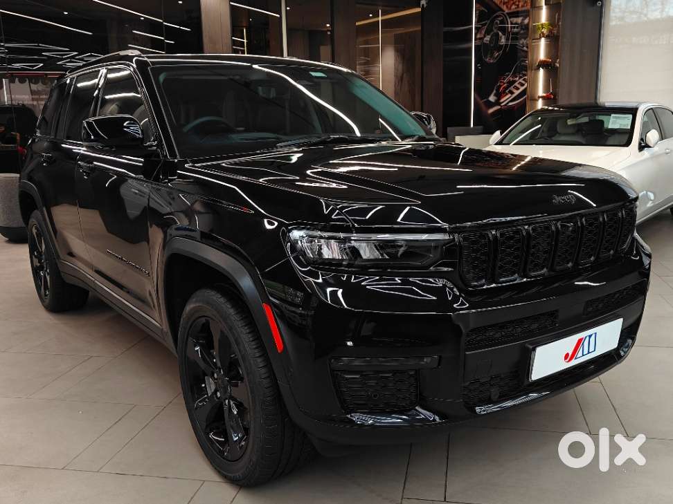 Jeep Grand Cherokee Limited (o) 4x4 At, 2023, Petrol