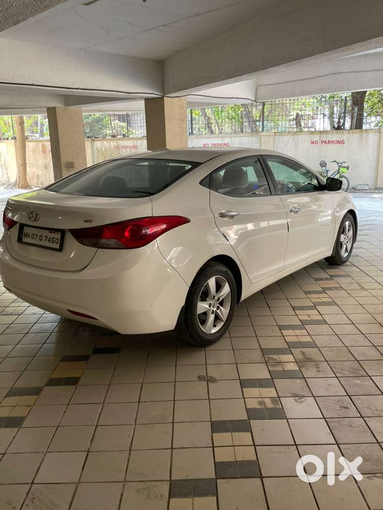 Hyundai Elantra Petrol 2013