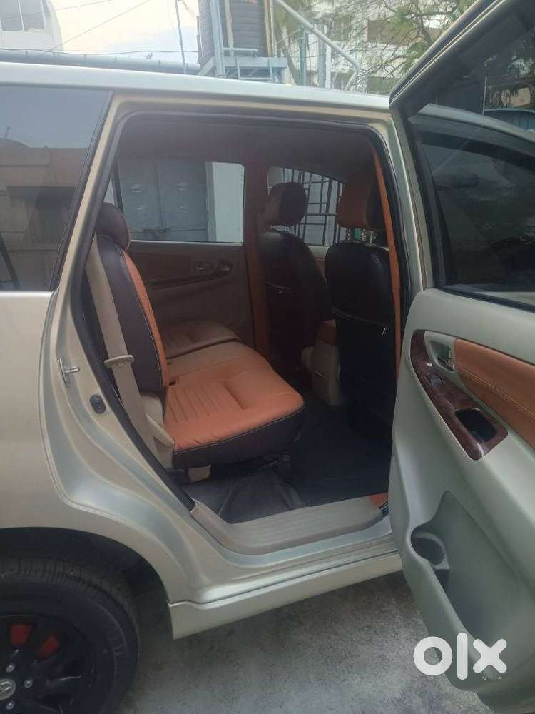 Toyota Innova 2.5 Ev (diesel) Ps 8 Seater Bs Iv, 2013, Diesel