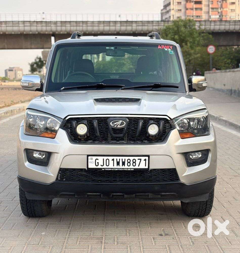 Mahindra Scorpio S6, 2015, Diesel