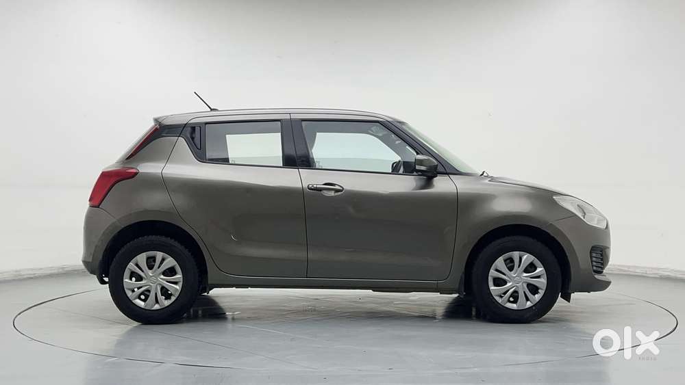 Maruti Suzuki Swift 2018 Vxi, 2022, Petrol