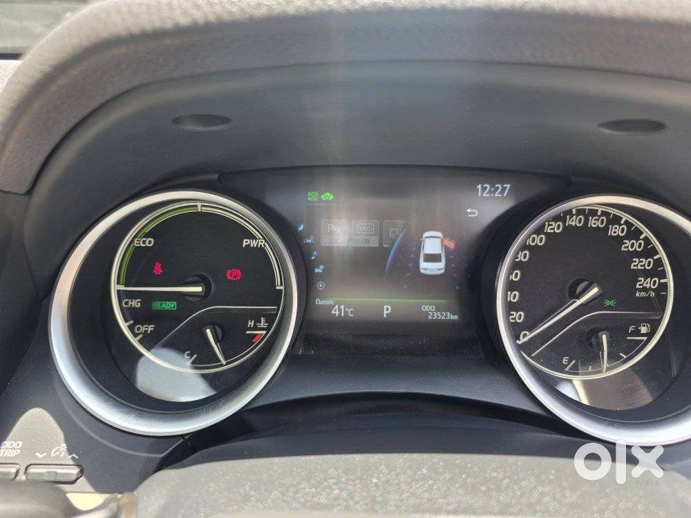 Toyota Camry Hybrid, 2024, Petrol