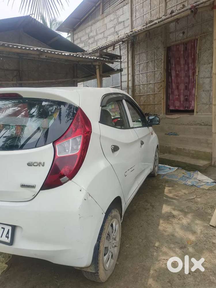 Hyundai Eon 2012 Petrol Well Maintained