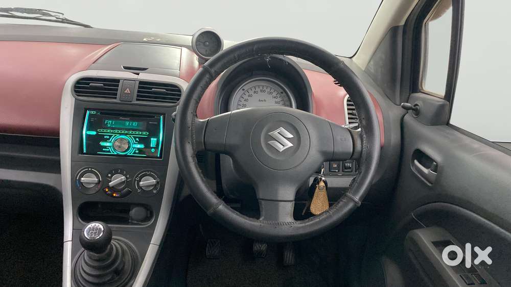 Maruti Suzuki Ritz Vxi, 2013, Petrol