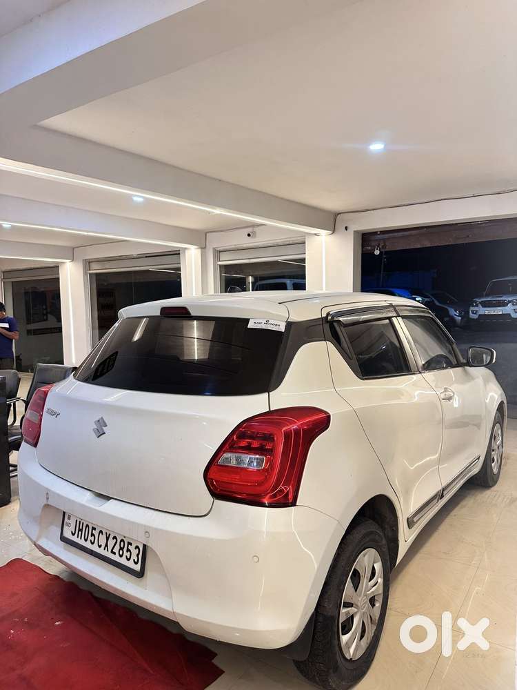 Maruti Suzuki Swift Vxi, 2021, Petrol