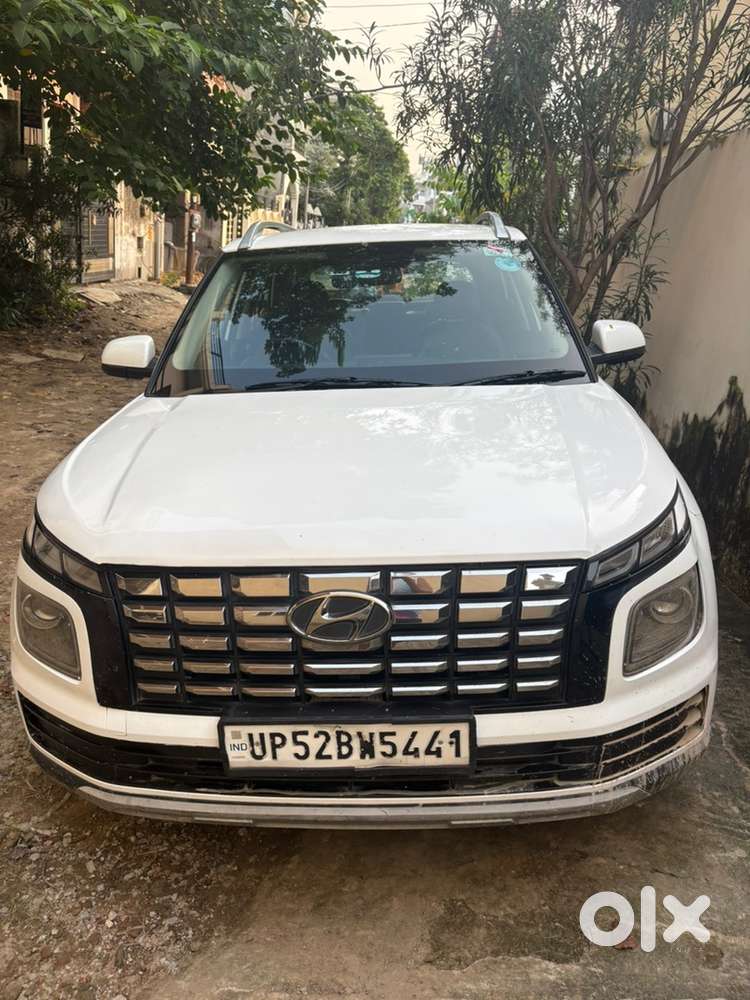 Hyundai Venue 1.5 Sx Diesel (2023 Model) Sale Karni Hai
