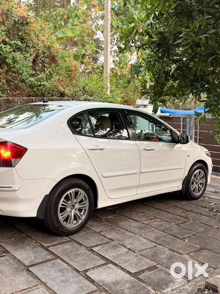 Honda City 2010 Petrol Well Maintained