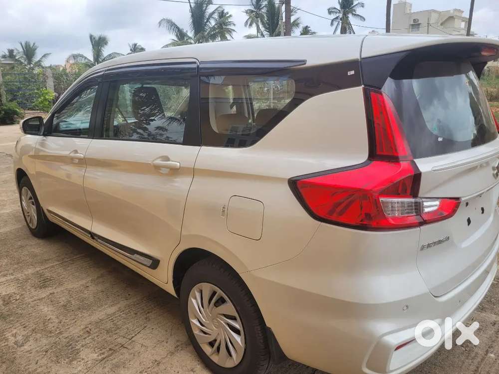 Ertiga Vxi Petrol Smart Hybrid 2026