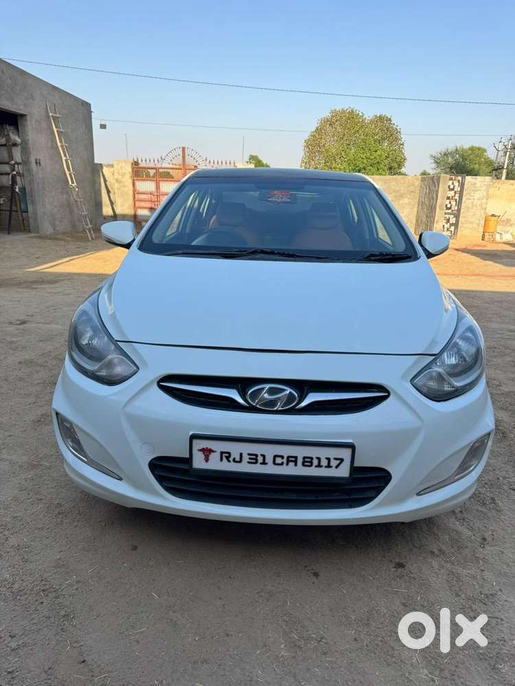 Hyundai Fluidic Verna 2014 Petrol Well Maintained
