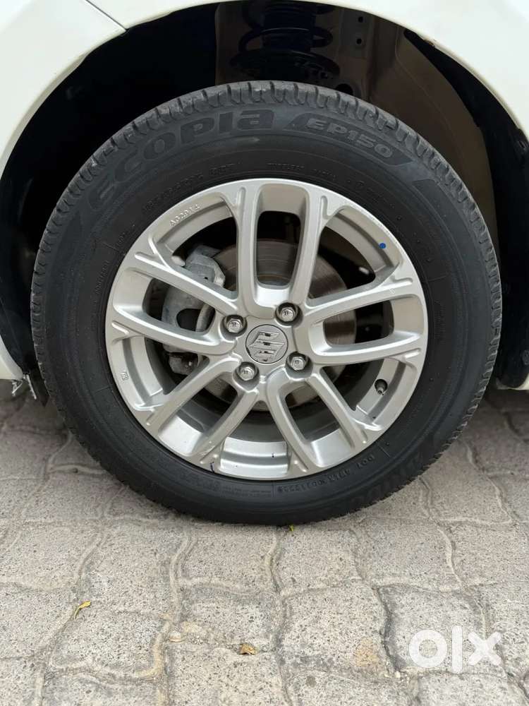 Maruti Suzuki Swift Amt Zxi, 2023, Petrol