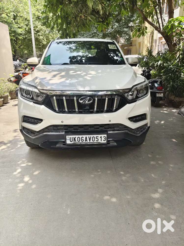 Mahindra Alturas G4 2019