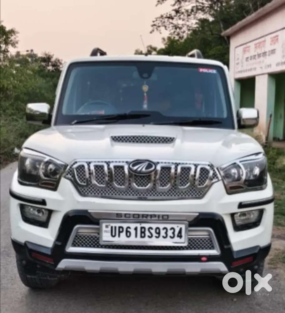 Mahindra Scorpio Classic S6