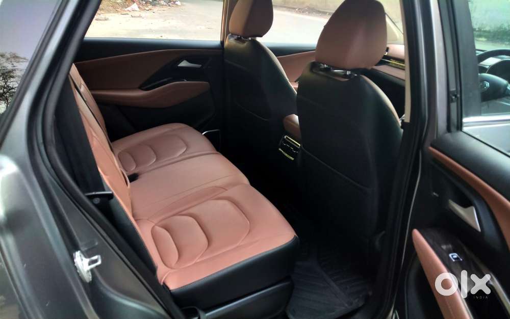 Mg Hector Plus Sharp Pro 1.5 Turbo Petrol Cvt 7 Str, 2023, Petrol