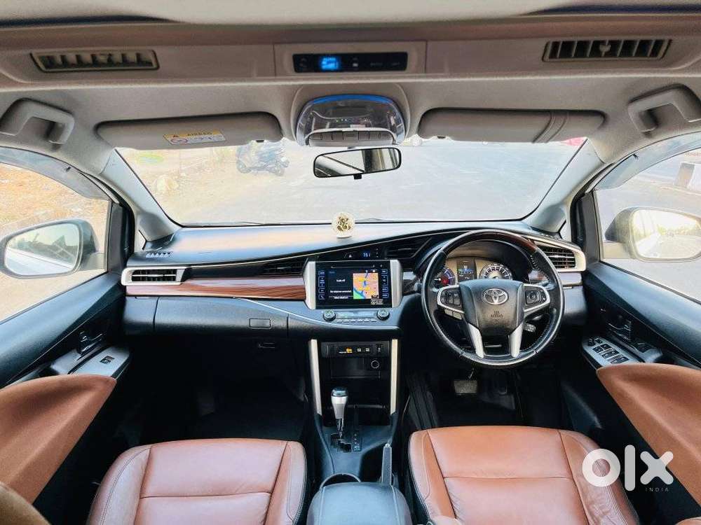 Toyota Innova Crysta 2.8z Automatic, 2018, Diesel