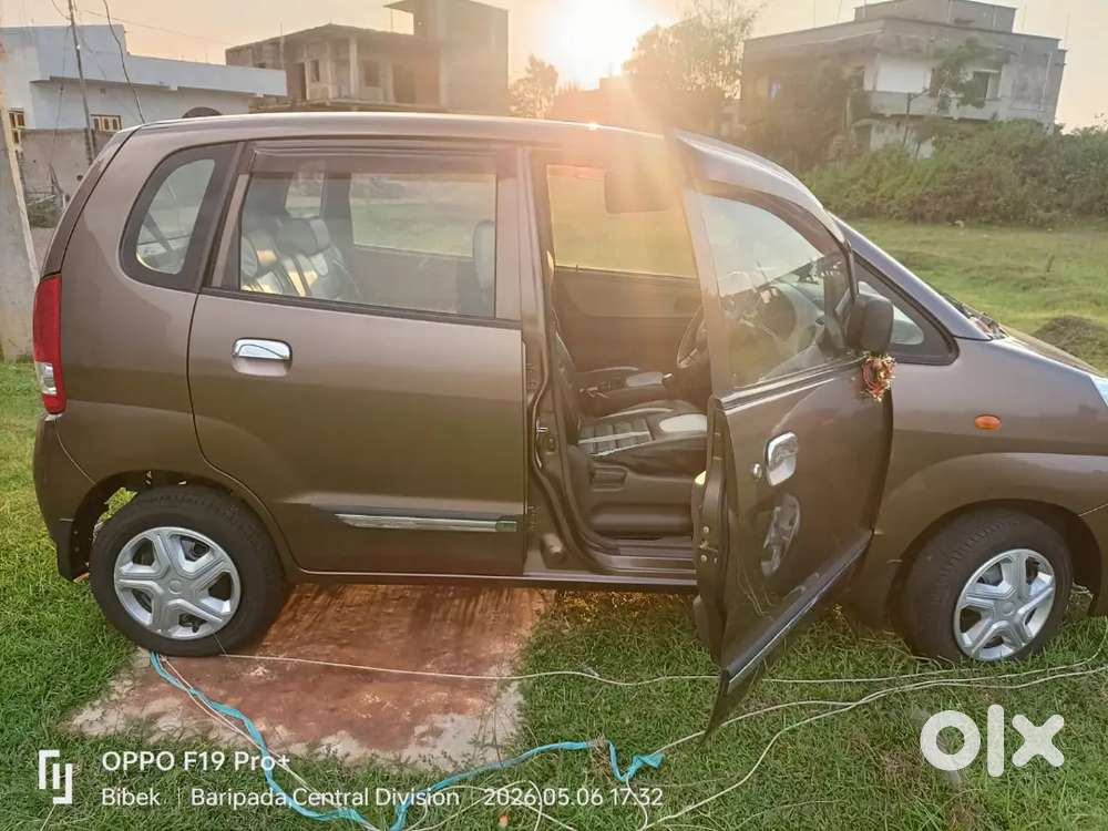 Maruti Suzuki Zen Estilo 2011