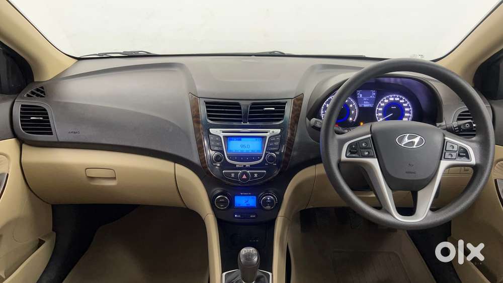 Hyundai Verna 1.6 Vtvt Sx, 2012, Petrol