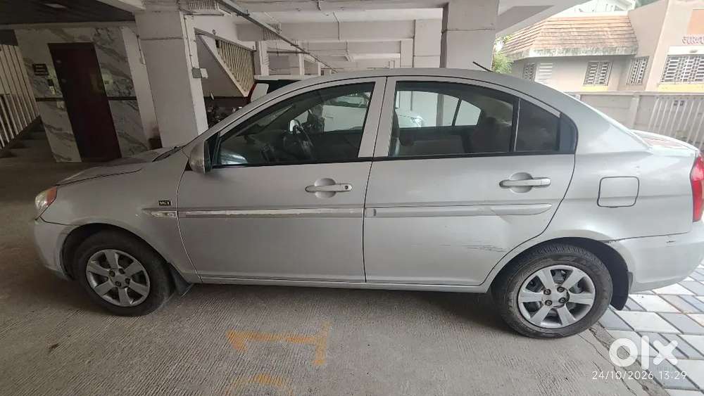 Dr Owned Hyundai Verna Crdi (diesel) 2006 Manual