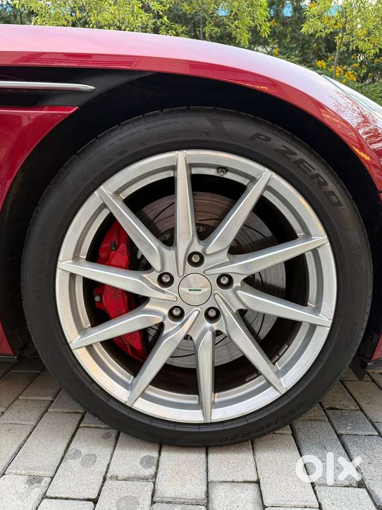 Aston Martin Db11 2017 Petrol Luxury