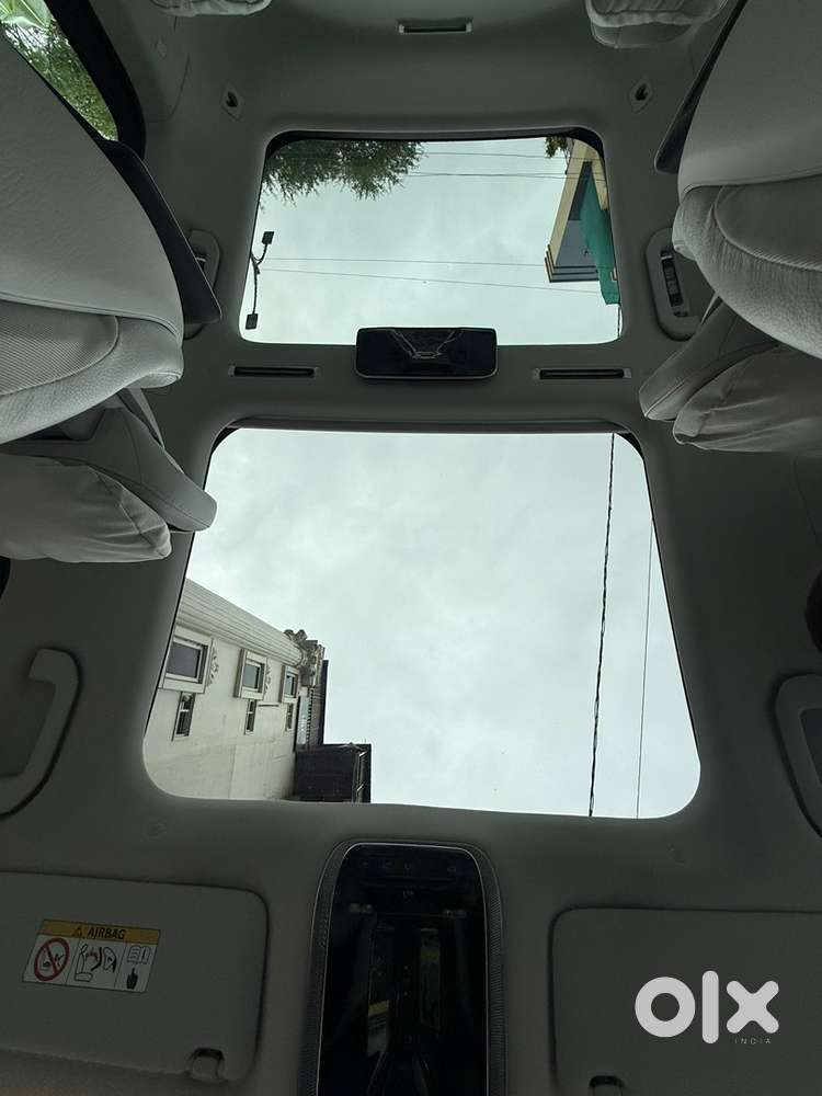 Mercedes-benz Eqs Suv 2025 Electric 19000 Km Driven