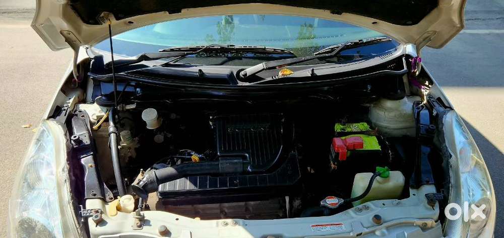 Maruti Suzuki Swift Vxi + Manual, 2013, Petrol