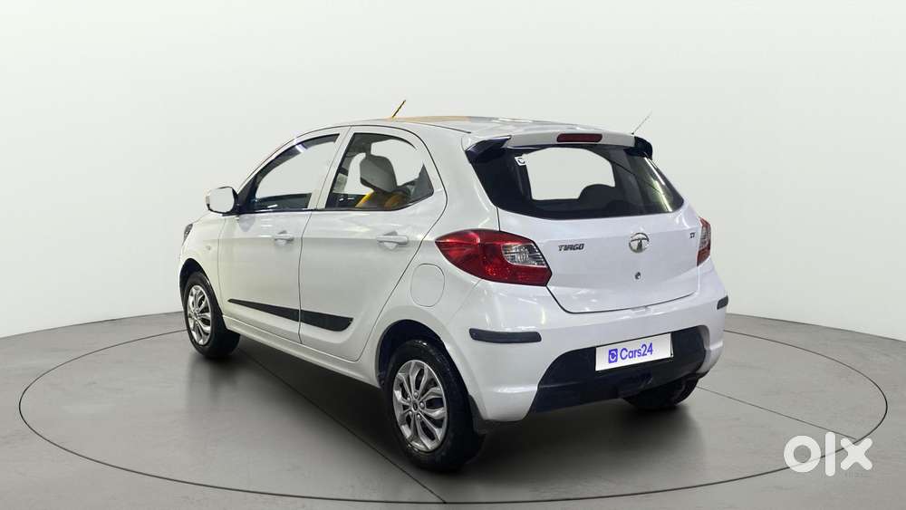 Tata Tiago 1.2 Revotron Xt, 2017, Petrol