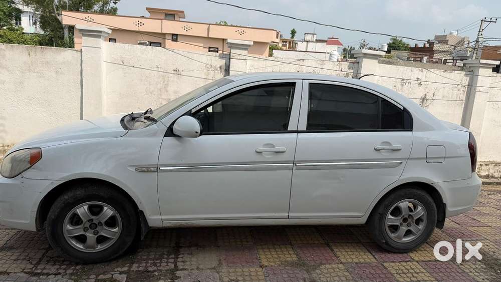 Hyundai Verna 2010 Diesel Well Maintained