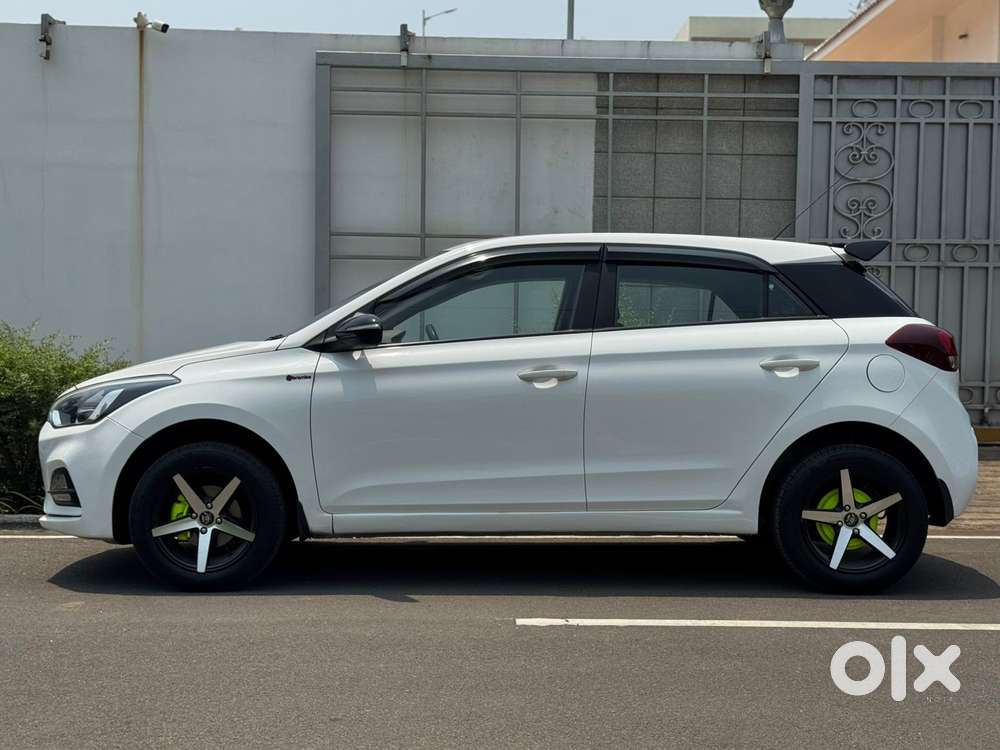 Hyundai I20 Sportz 1.2 Bs-iv, 2018, Petrol