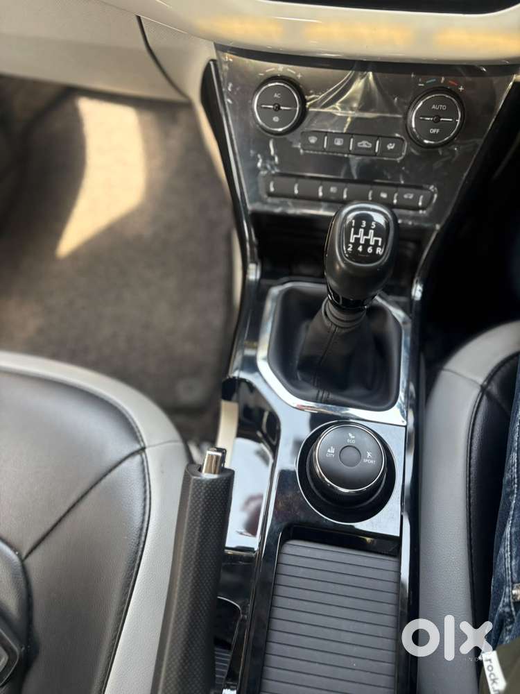 Tata Nexon 1.5 Revotorq Xz Plus (s), 2023, Petrol