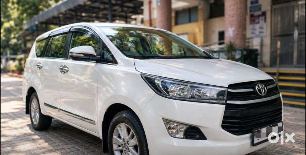 Toyota Innova Crysta 2.4 G Mt 8s, 2017, Diesel