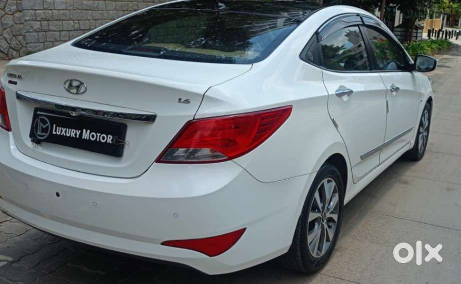 Hyundai Verna 1.6 VTVT S Option, 2015, Petrol