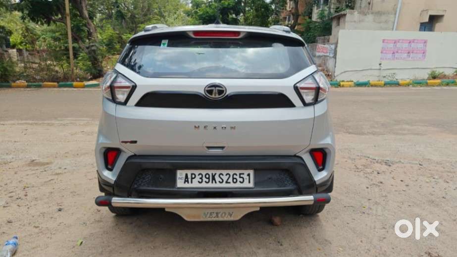 Tata Nexon 1.5 Revotorq Xm (s), 2021, Diesel