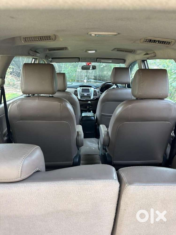 Toyota Innova 2015 Diesel 34500 Km Driven