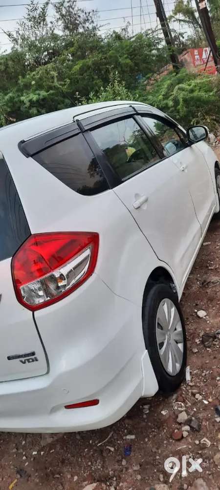 Maruti Suzuki Ertiga 2017 Diesel 170000 Km Driven