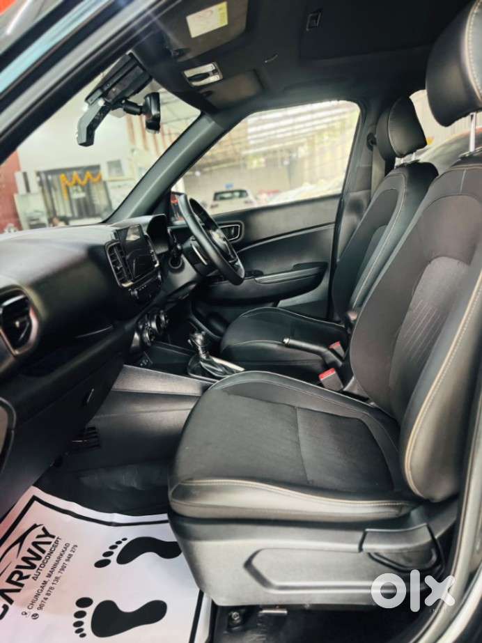 Hyundai Venue 1.0 Sx (o) Turbo Dct, 2023, Petrol