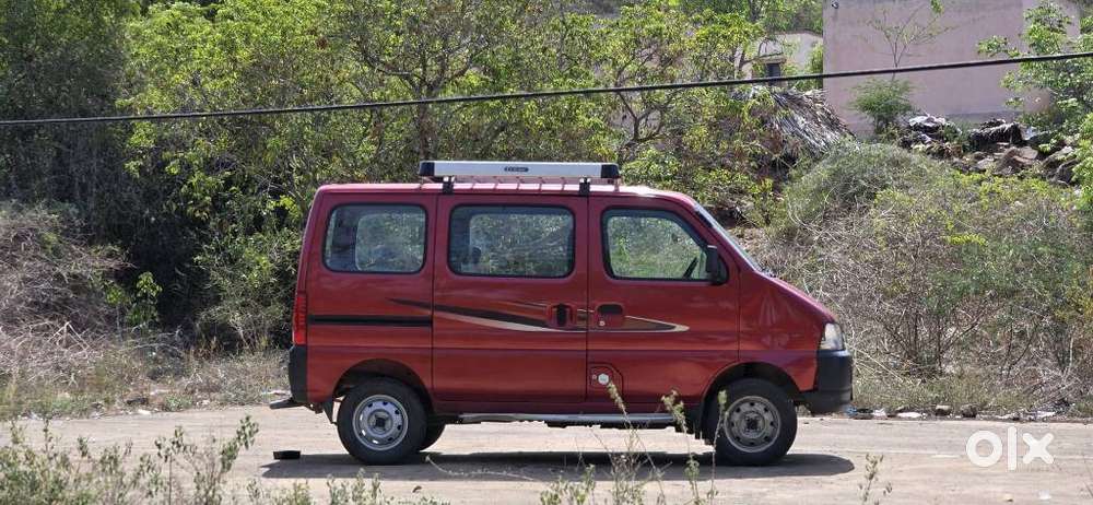 Maruti Suzuki Eeco 5 Str Ac (o), 2017, Petrol