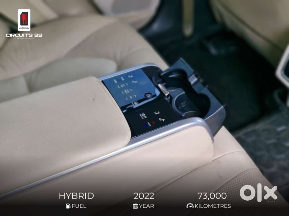 Toyota Camry Hybrid, 2022, Petrol