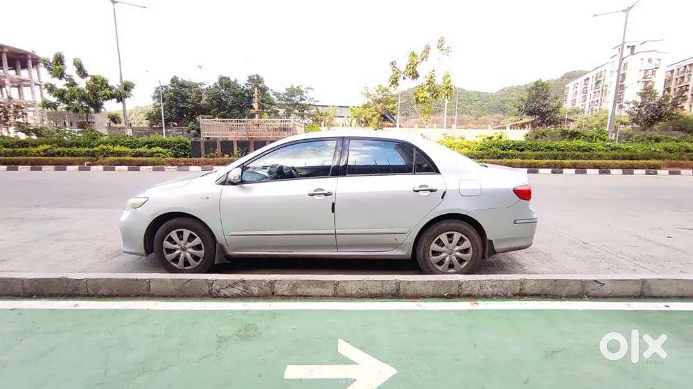 Toyota Corolla Altis 2012
