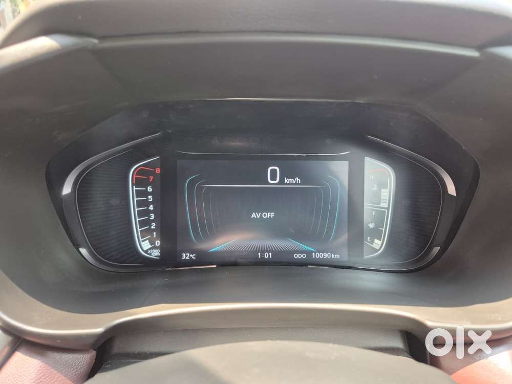 Maruti Suzuki Grand Vitara 1.5 Alpha Smart Hybrid, 2025, Petrol