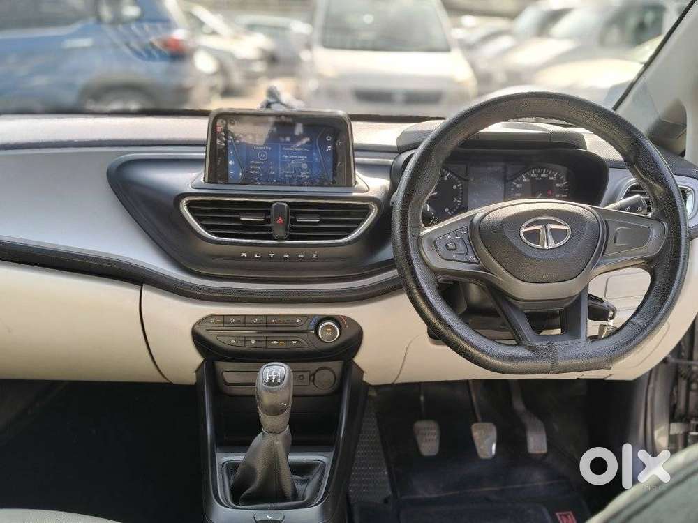 Tata Altroz 1.2 Xm, 2022, Petrol