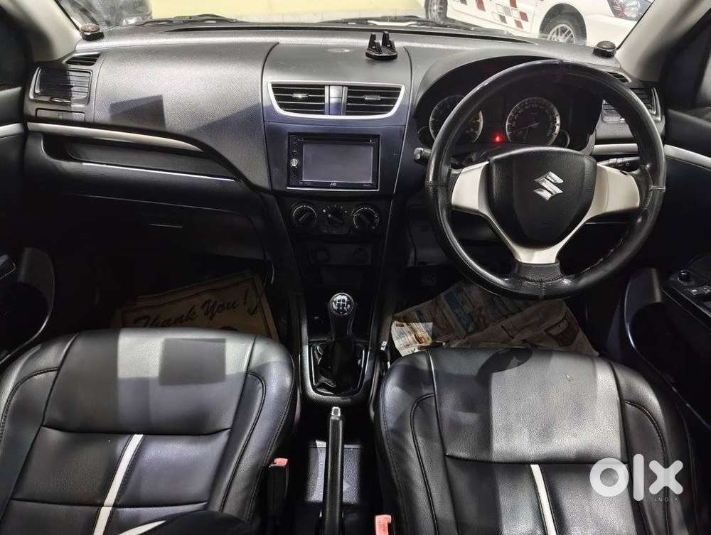 Maruti Suzuki Swift Vxi 1.2 Abs Bs-iv, 2011, Petrol