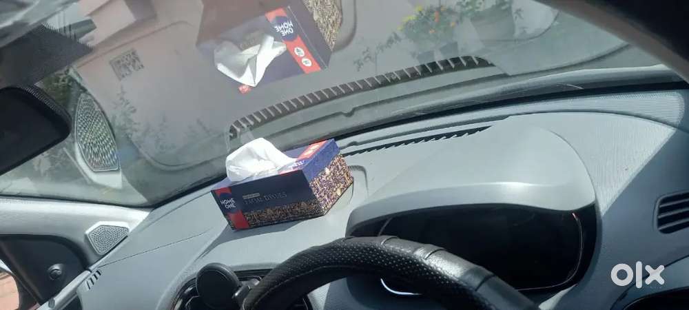 Tata Tiago 2025 Petrol 7500 Km Driven