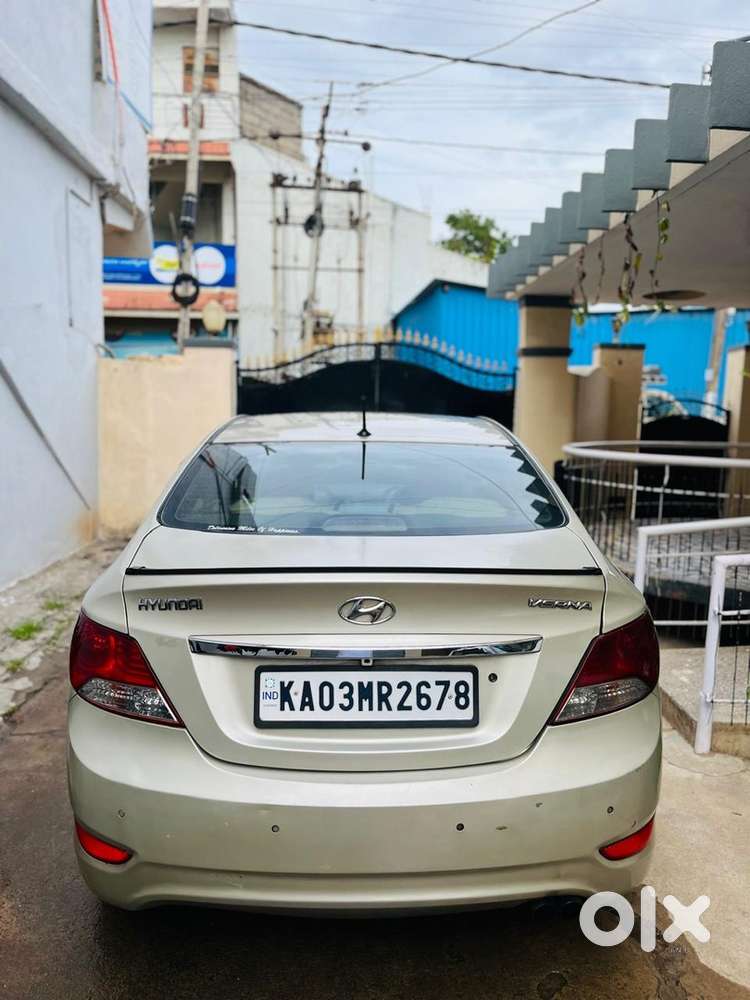 Hyundai Fluidic Verna Crdi